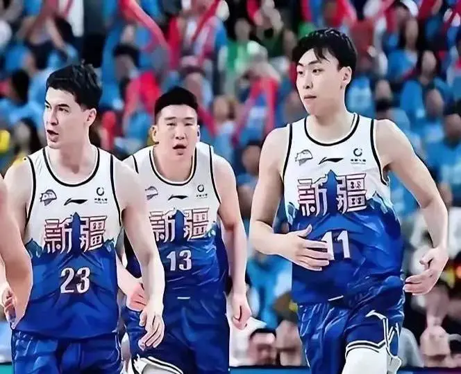 刻苦训练篮球时如何避免受伤的建议_0